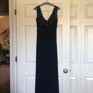 Long formal dress Betsy Adam navy blue